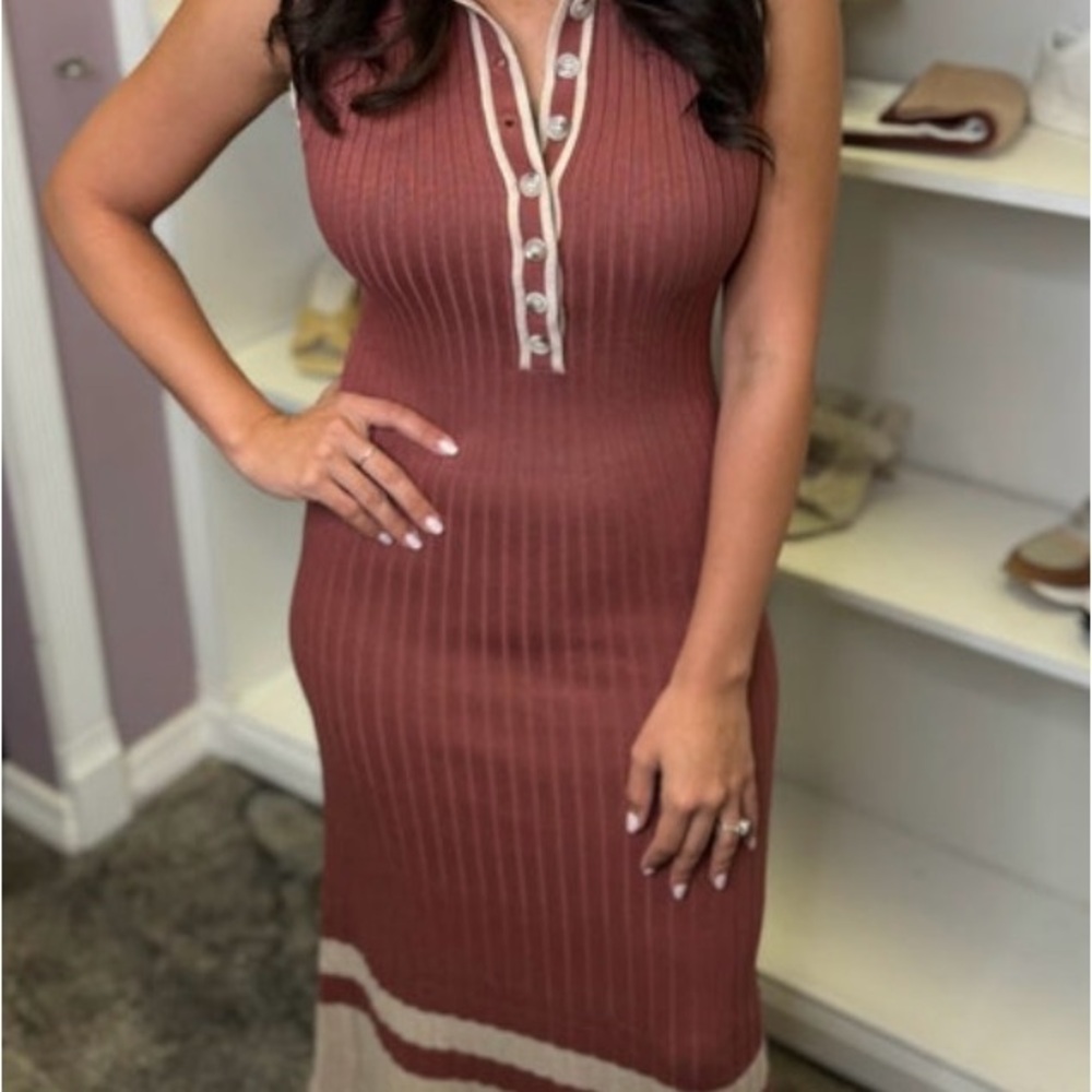 Sleeveless Brown Dress